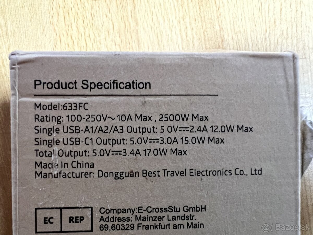 Cestovný adaptér, redukcia s USB - 3