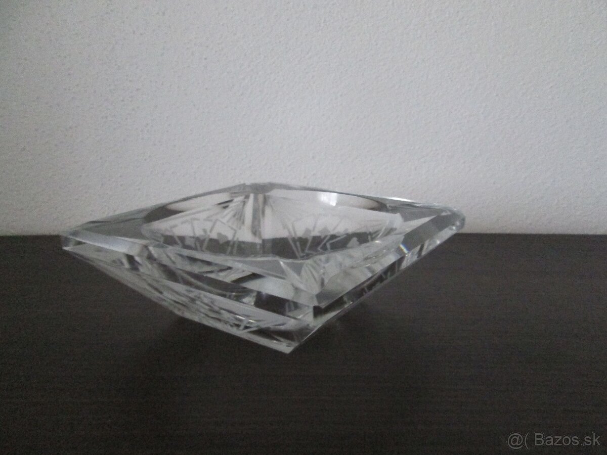 Hutné sklo - kartársky popolník - 3