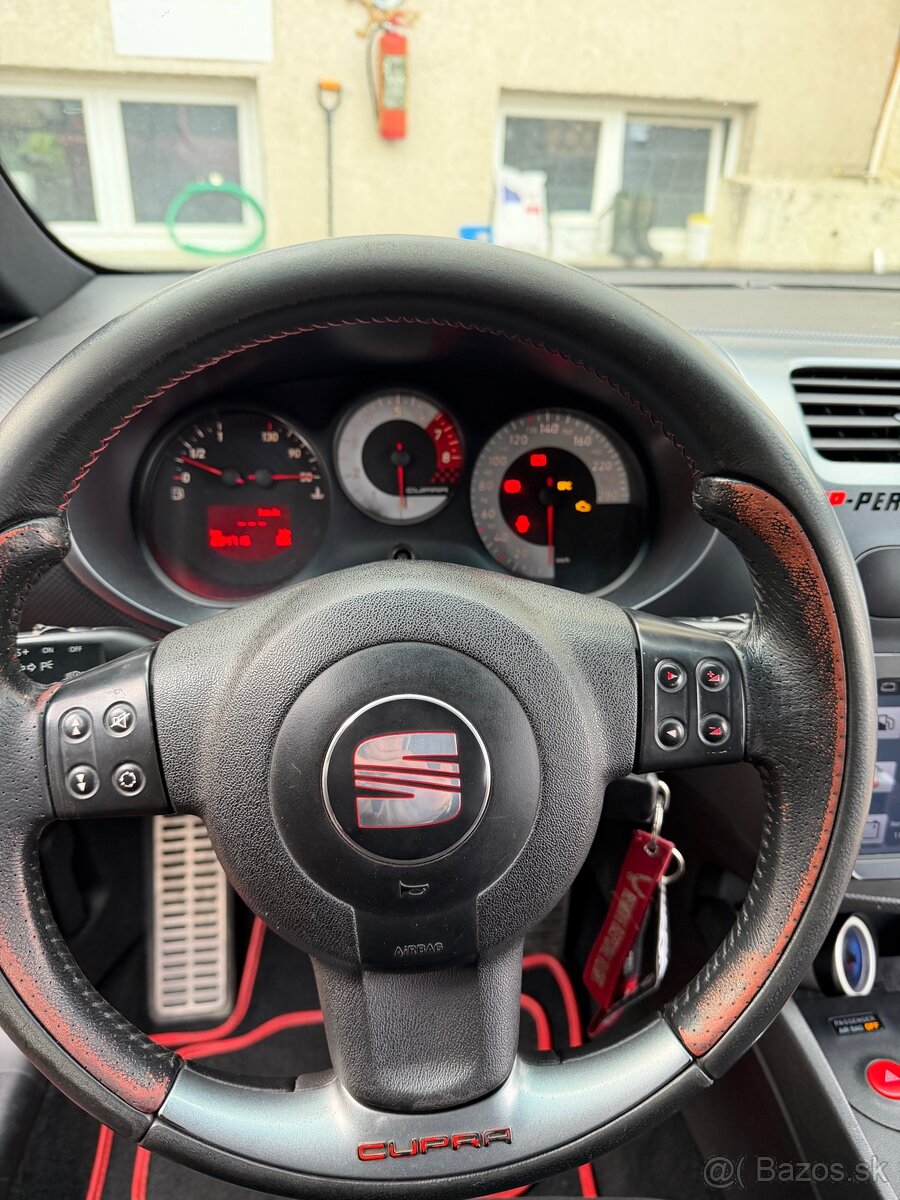 Seat Leon 1P Cupra - 3