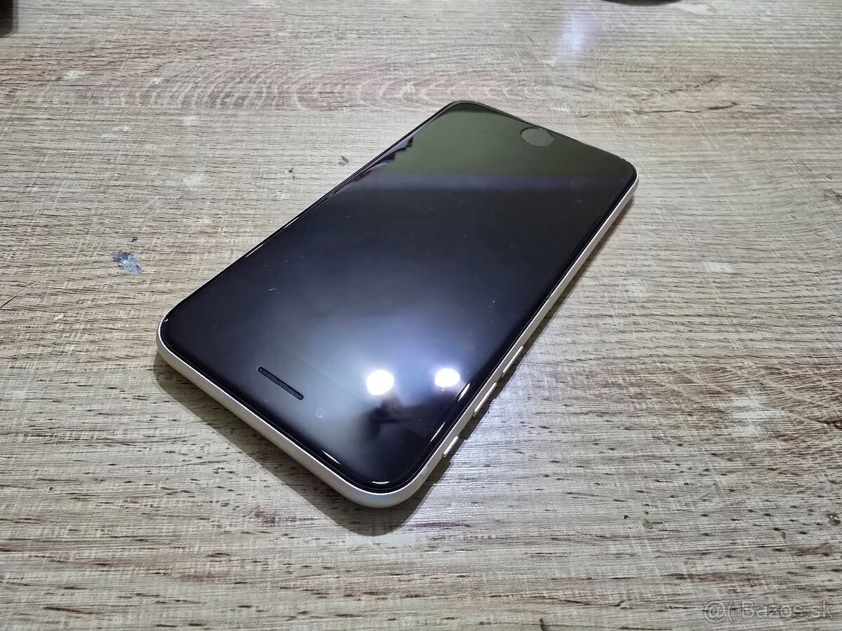 Iphone SE 2020 128gb v super stave bateria ma 94 percentne z - 3