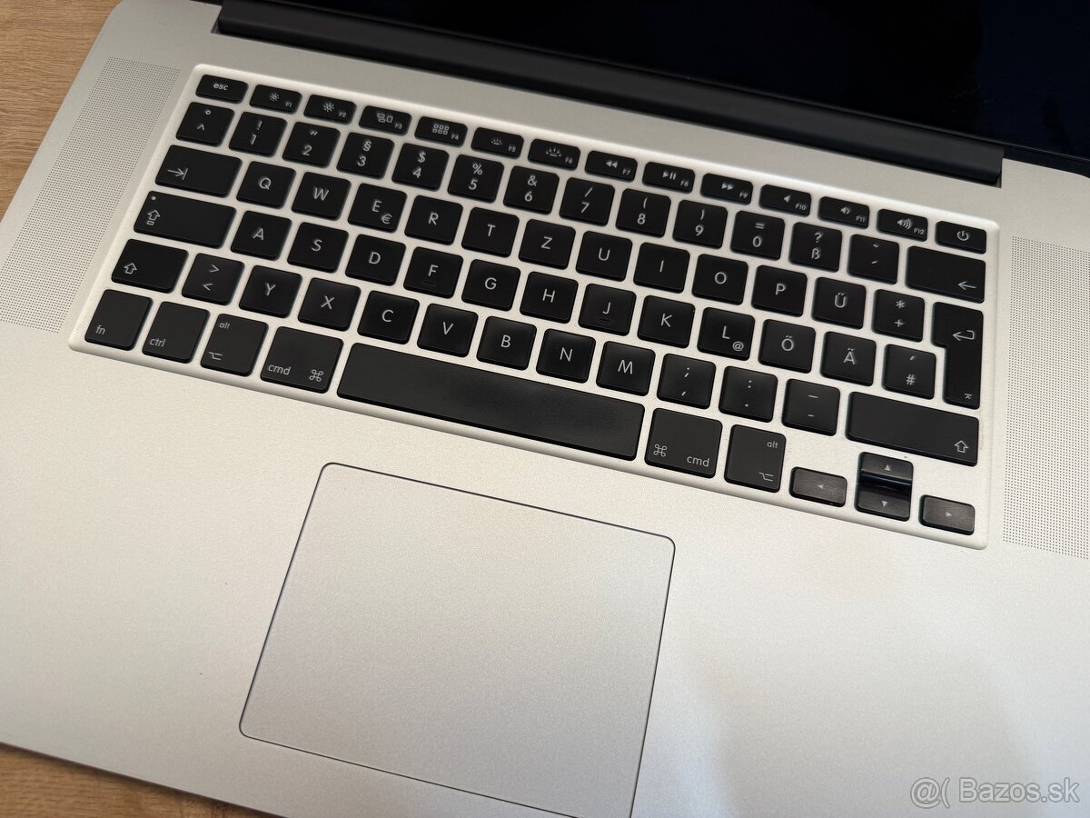 MacBook Pro Retina 15” (Mid 2015) - 3