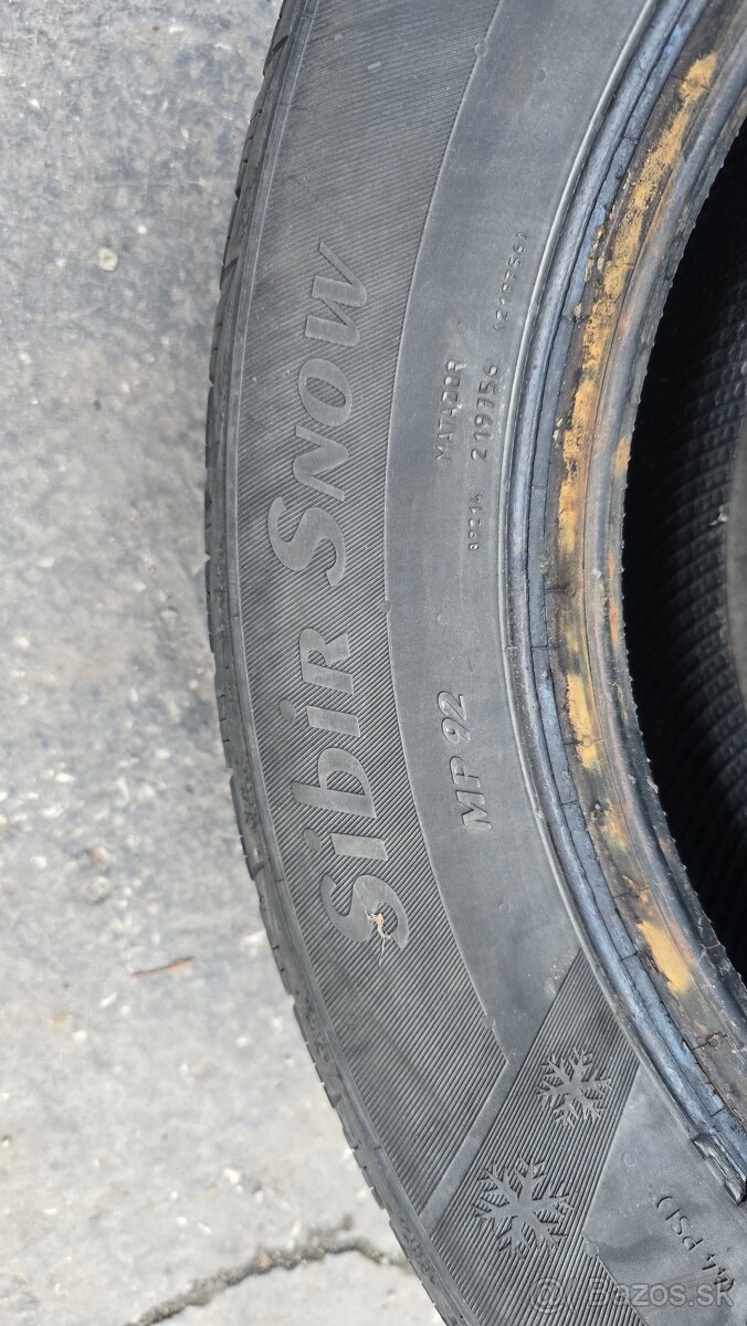 Predam zimné pneumatiky 195/65 R15 - 3