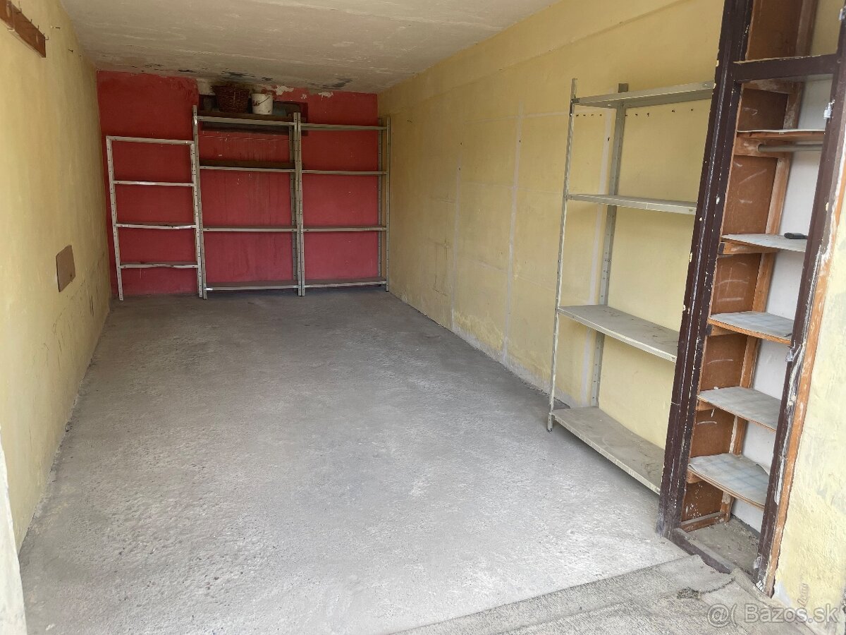 Garáž na predaj Veľké Kapusany - 3