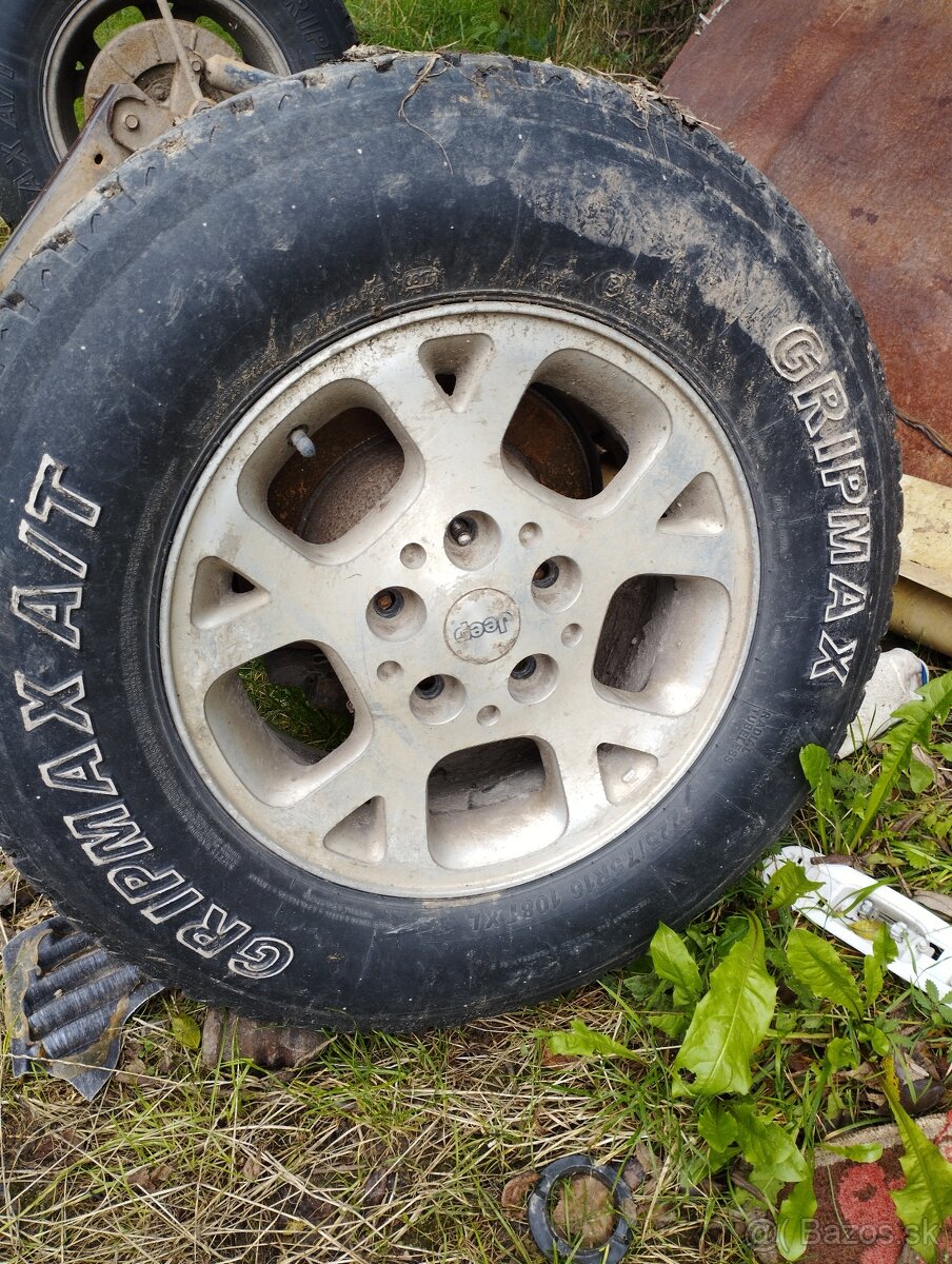 Predam kolesa jeep 225/75-R16 - 3