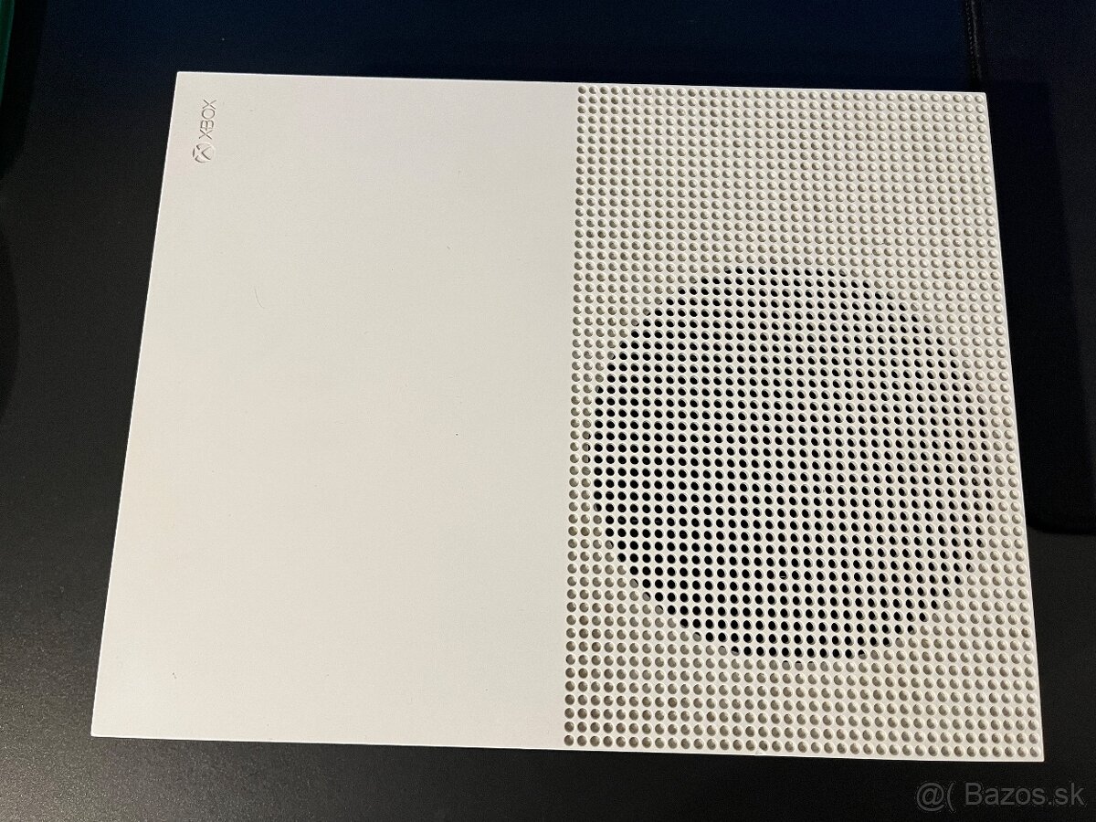 Xbox One S 1TB + 2 ovládače + 2 hry - 3