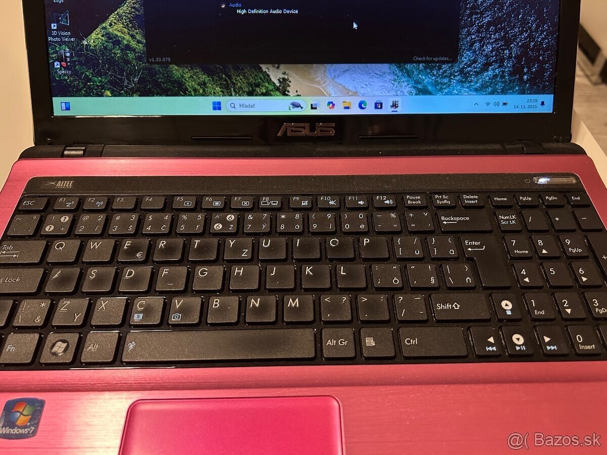 Asus K53sc ružový notebook s i5,8gb,128gb ssd,nvidia 520mx - 3