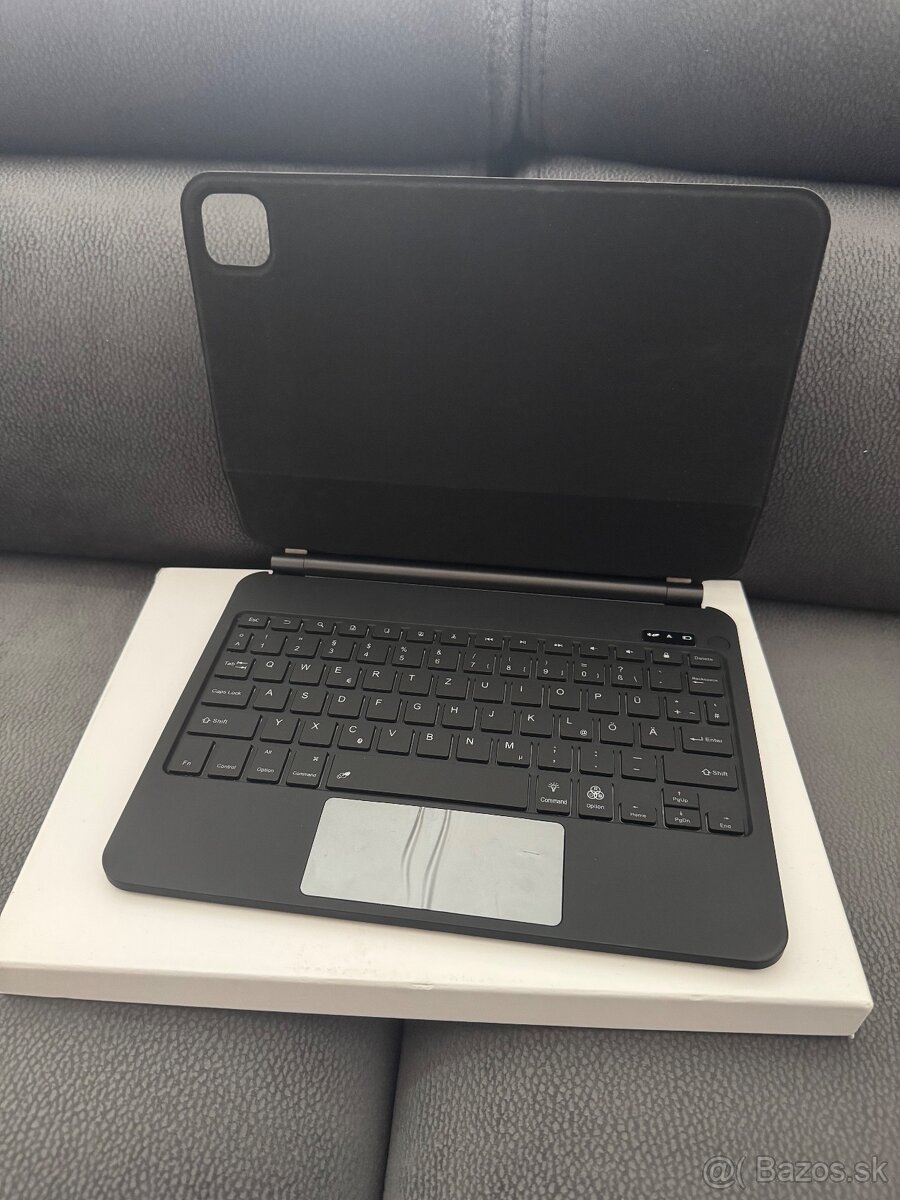 Apple iPad Air 4.Gen 64gb Wi-Fi Spacegray s Klávesnicou - 3