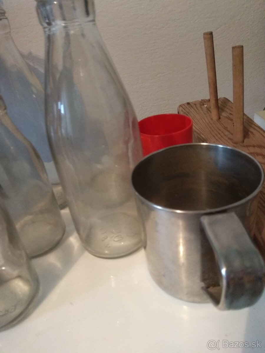 PLECHOVý HRNčEK,KOTYOGO,MLIEKOVé FLAšE - 3