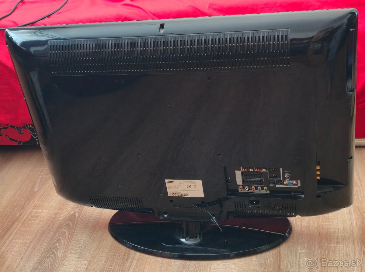 Predám 32" LCD TV Samsung LE32R81B - 3