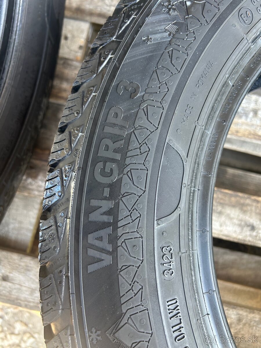 Semperit Vangrip3. 205/65/16”C 107/105T - 3