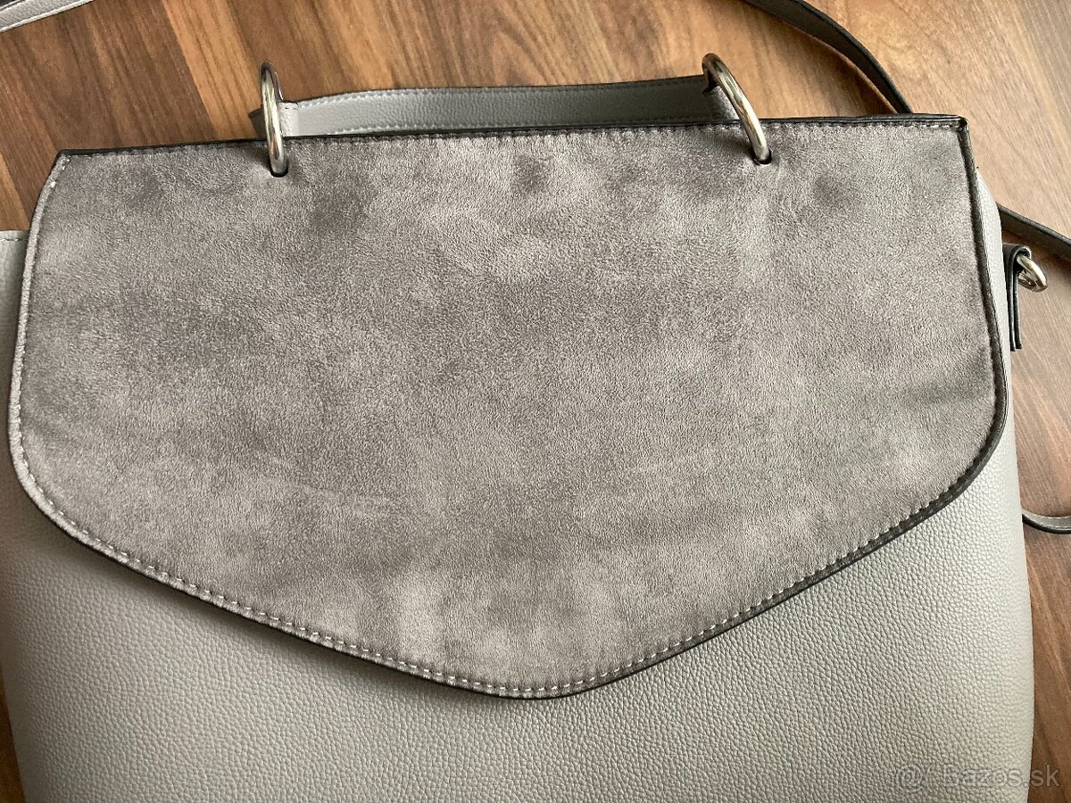 Šedá kabelka - 3
