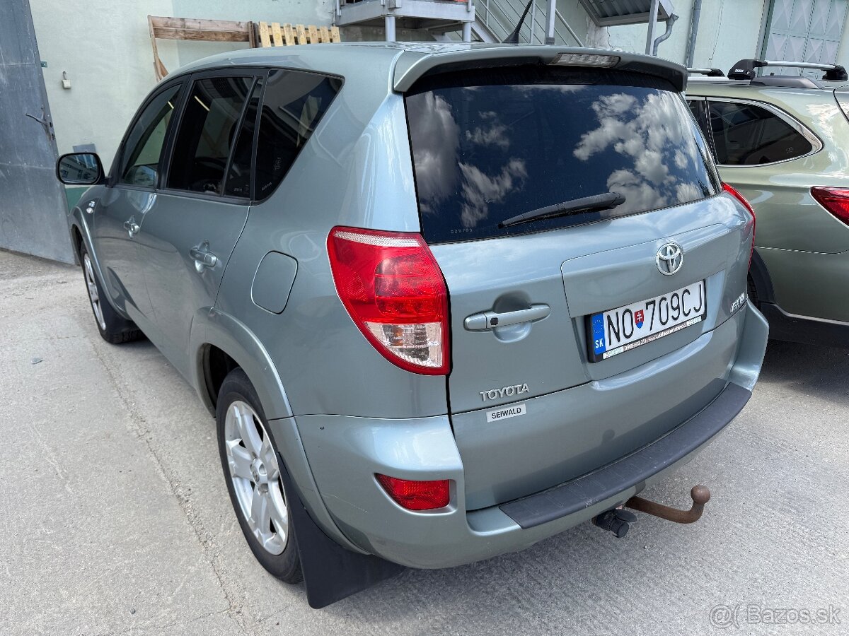 TOYOTA RAV 4 - 3