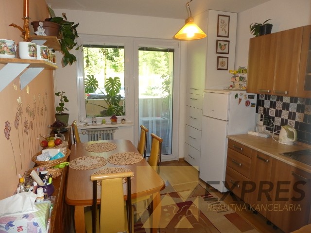 RK EXPRES - predaj 4 izbový byt v Handlovej, ul. Okružná. - 3