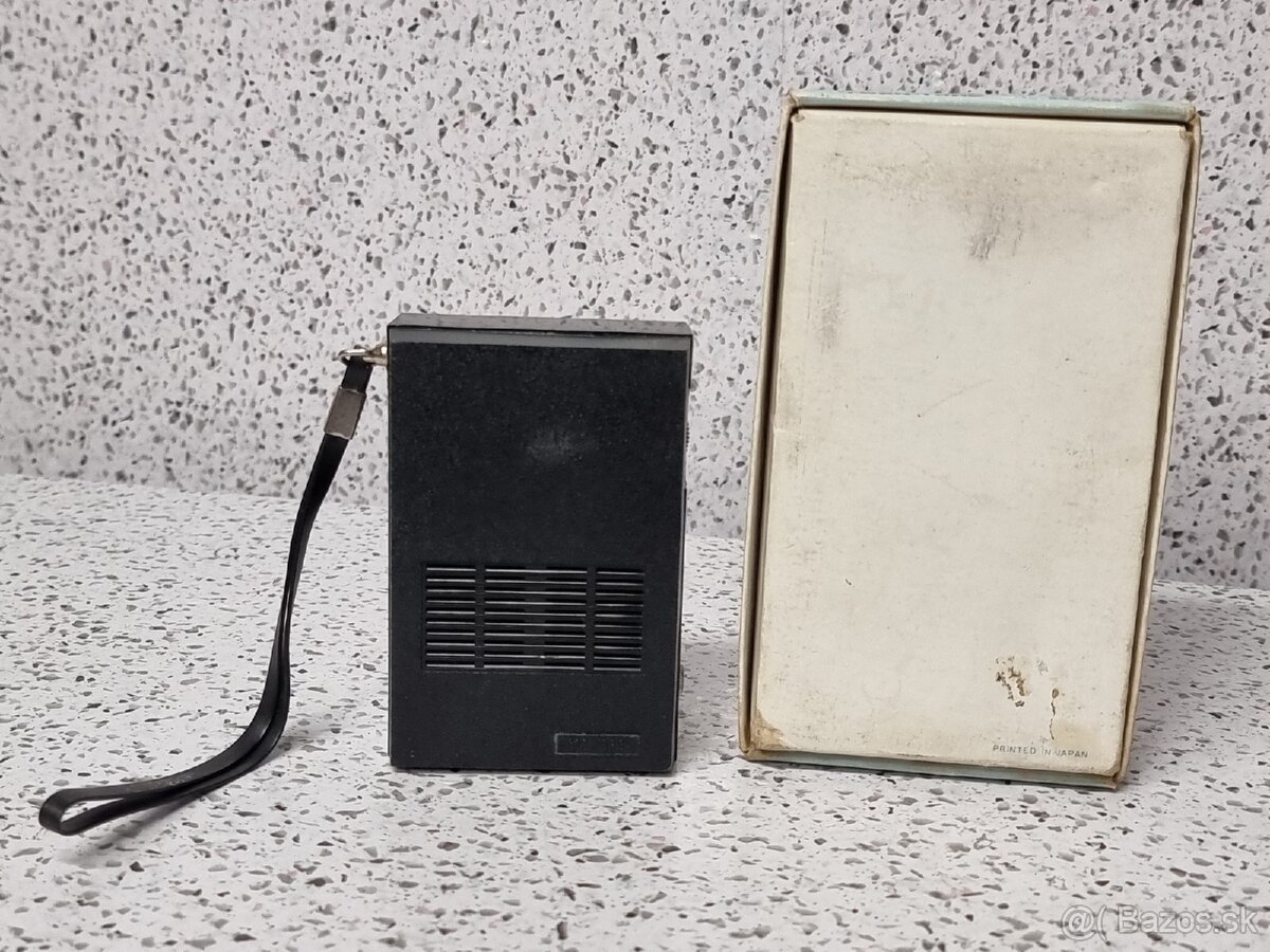 Neckermann Twen-Tone so 6 tranzistormi, model č. 822/663 - 3