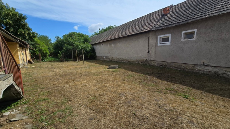 RD s pozemkom 1162 m2 v obci Jur nad Hronom - 3