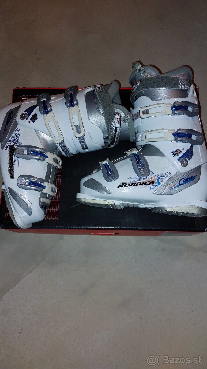 Lyže a lyžiarky - 3