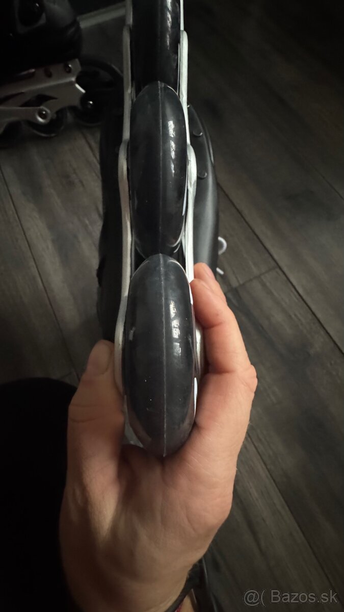 Worker kolieskové korcule - 3