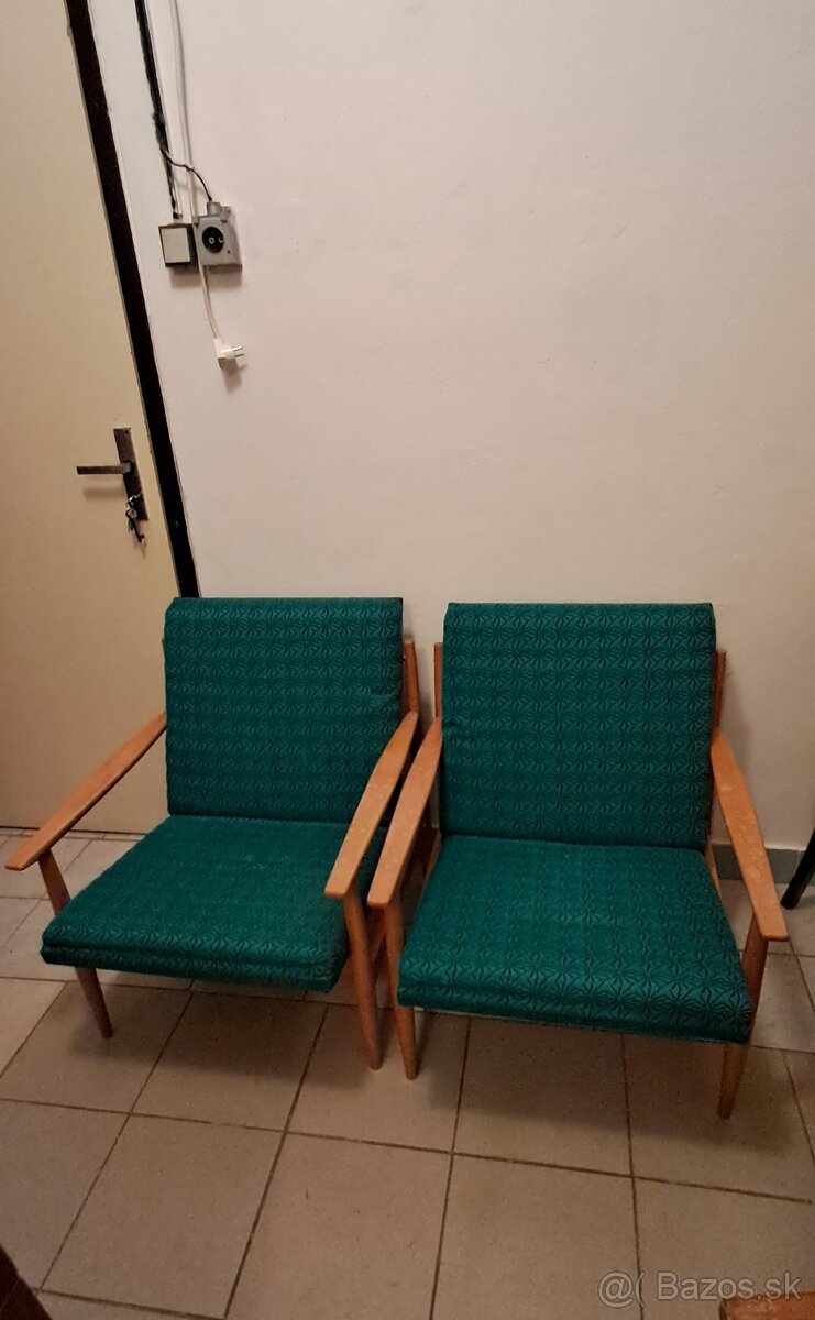 Staré retro kreslá - 3