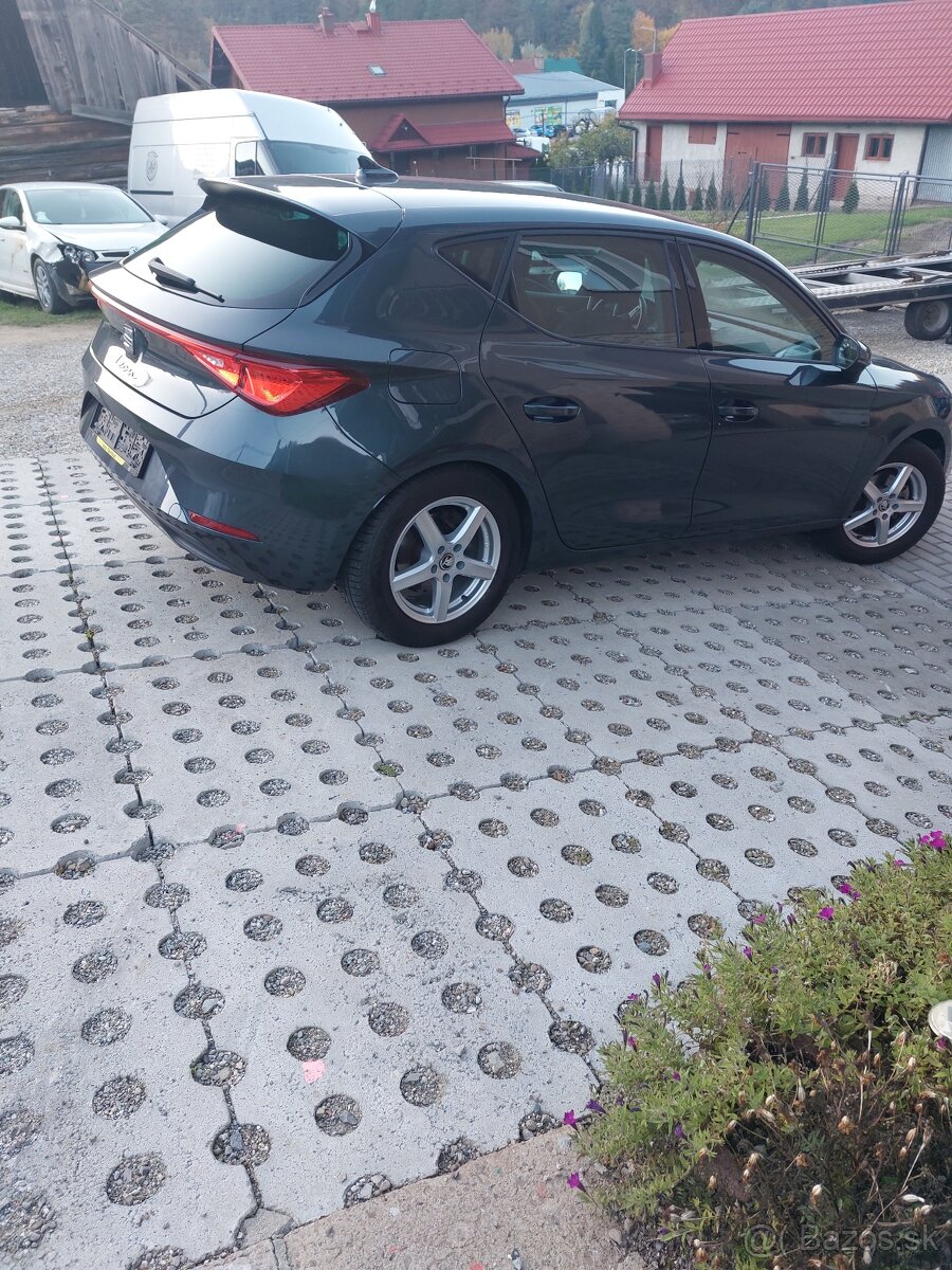 SEAT Leon 2023 1,0 benzín, dovezené A - 3