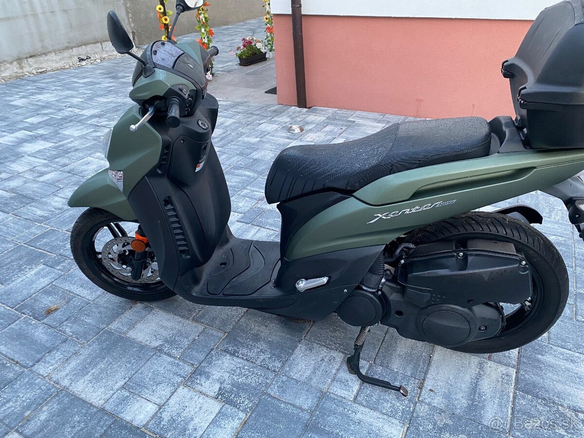 Yamaha Xenter - 3