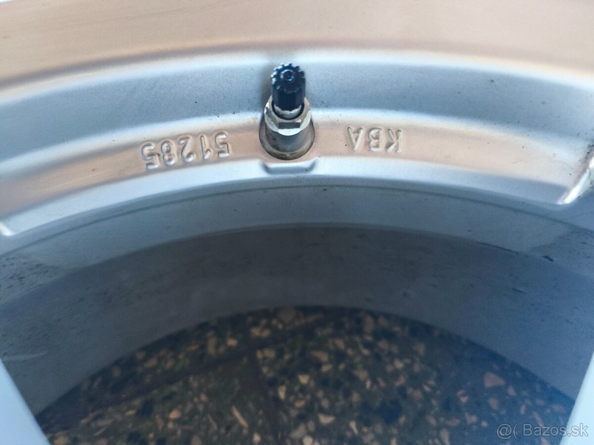 215/55R17 Zimná sada Suzuki 5x114,3 - 3