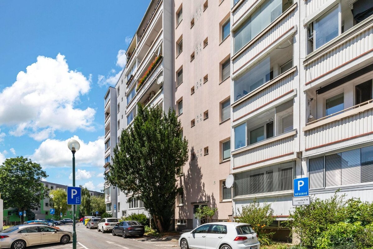 NA PREDAJ 4-izbový byt Bratislava - Podunajské Biskupice - 3