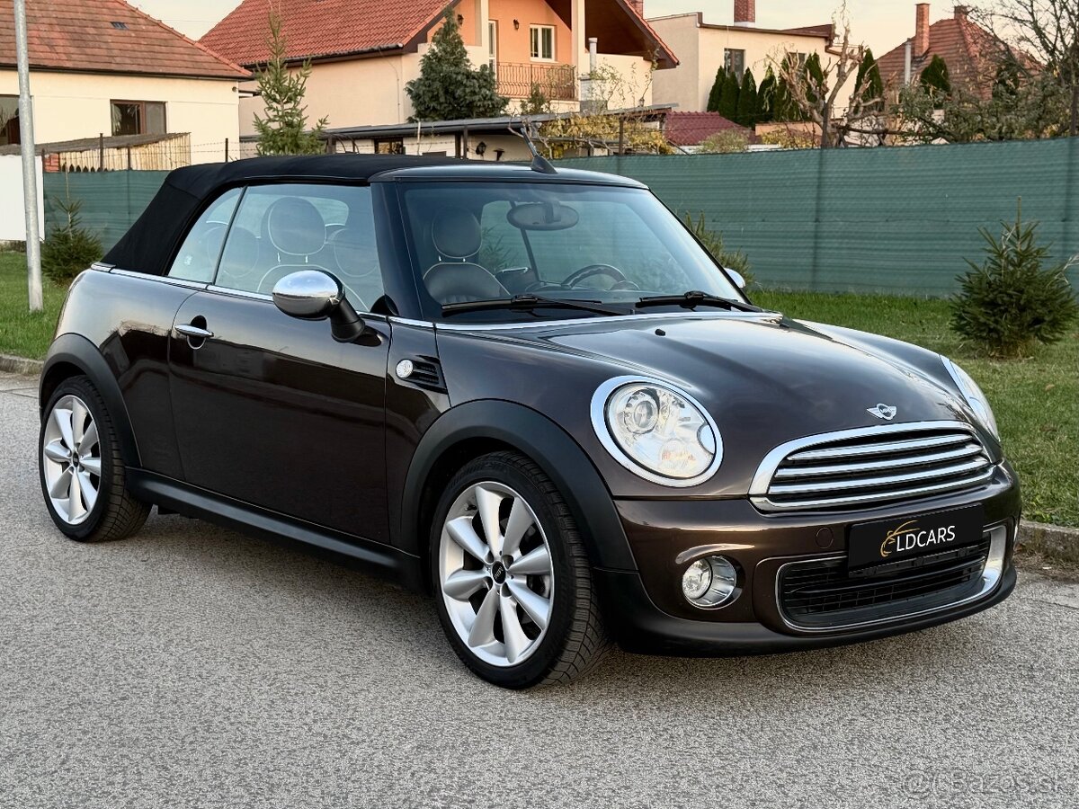 Mini Cooper Cabrio 1.6 • Benzín • 2011 • - 3