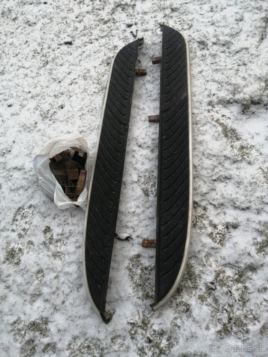 Freelander 2 naslapy - 3