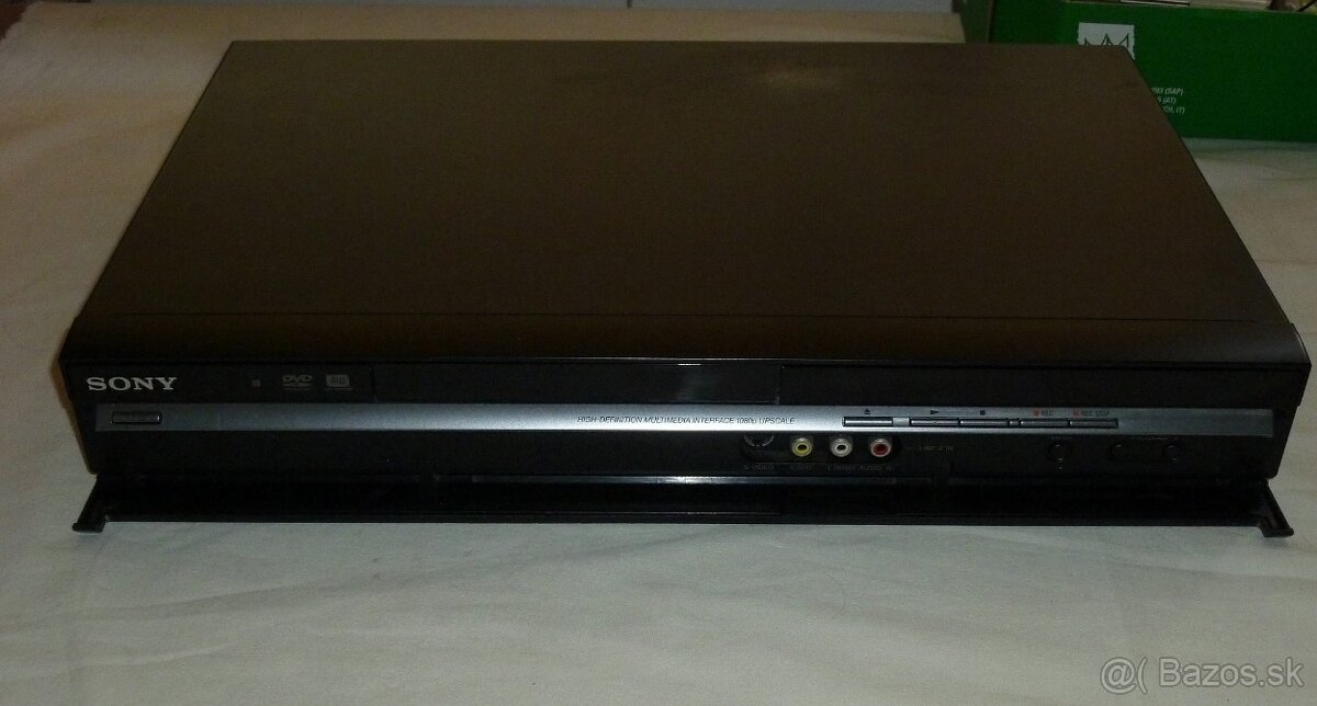 Predám DVD rekordér SONY - 3