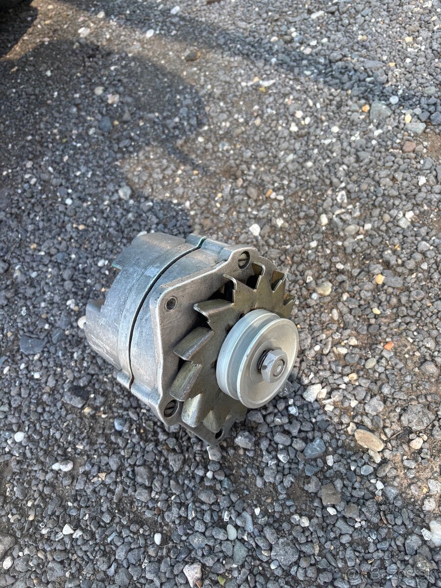 Alternátor škoda 120 - 3