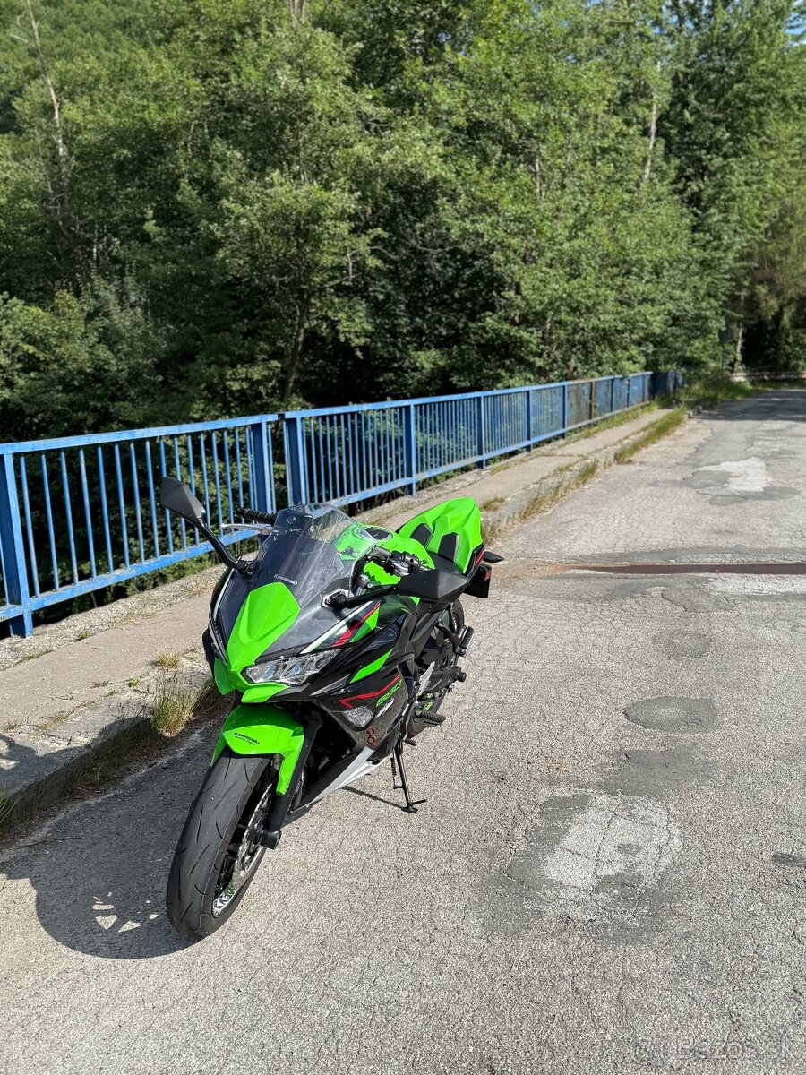 Kawasaki Ninja 650 - 3
