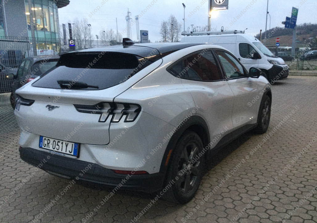 Ford Mustang Mach-E 75,7kWh RWD STD 269PS - DPH - 3