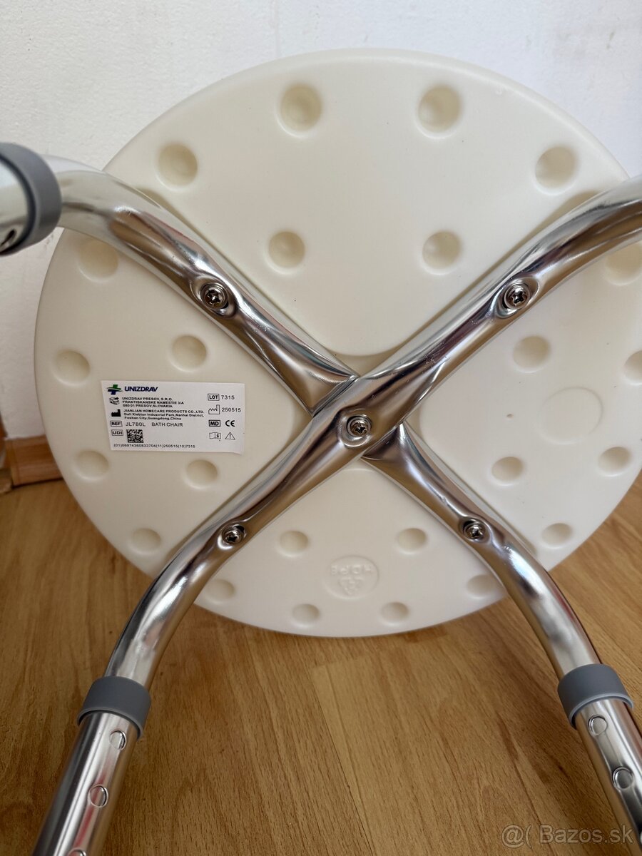 Stolička/stolček do kúpeľne - 3