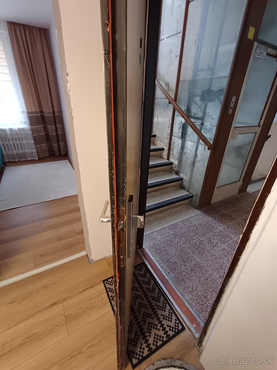 Predám vchodové protipožiarne dvere - 3