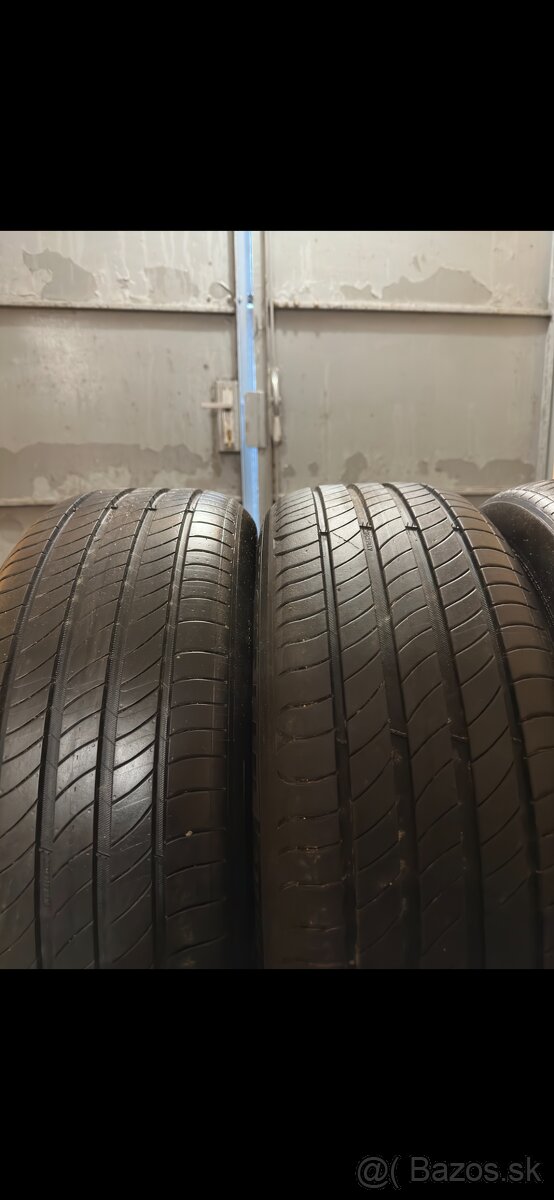 MICHELIN PRIMACY4 235/45 R20 - 3