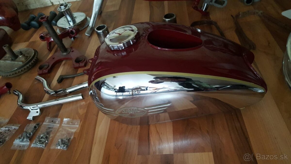 Jawa 250 pérák - 3