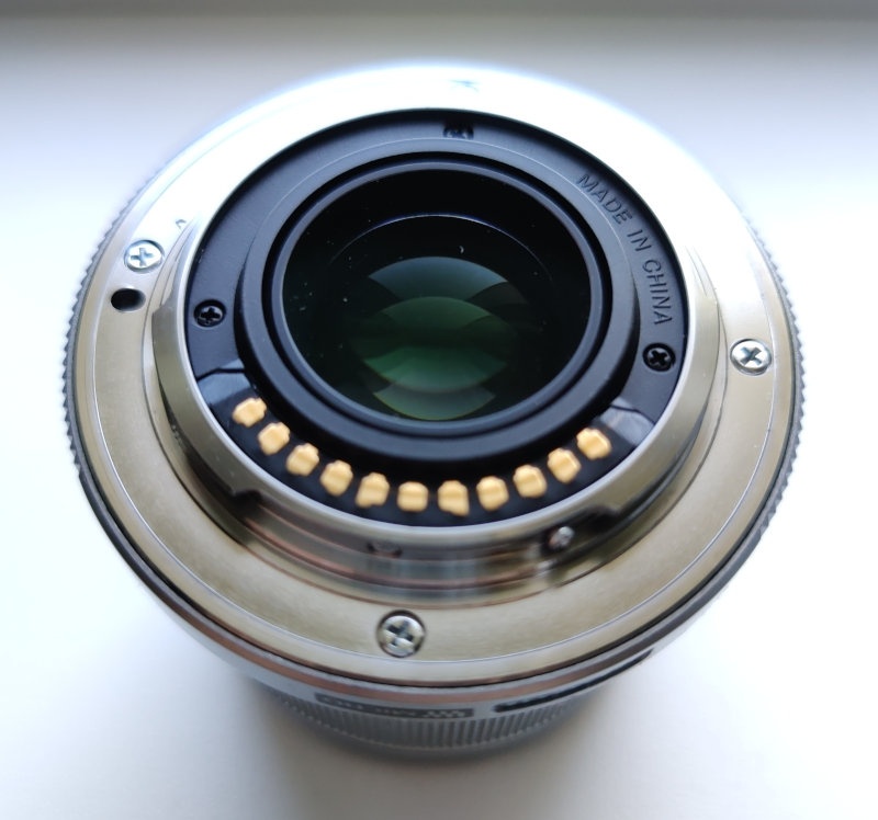 om-system m.zuiko 45mm f1.8 - 3