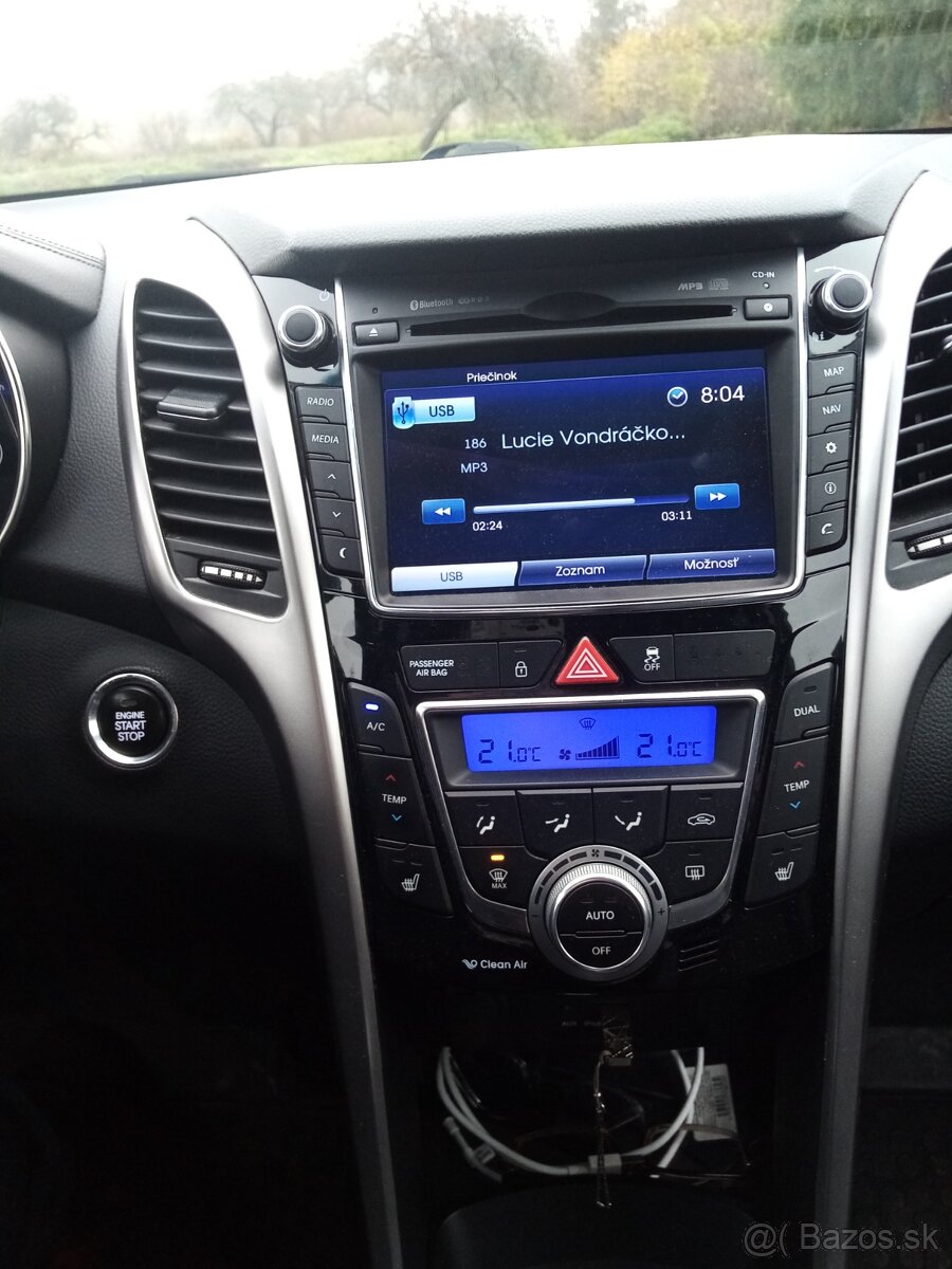 Predám vymenim Hyundai i30 1.6 CRDI 94kW - 3