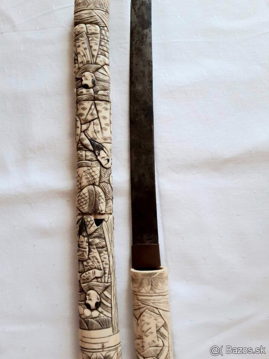 Starodávny vyrezávaný čínsky meč - 3