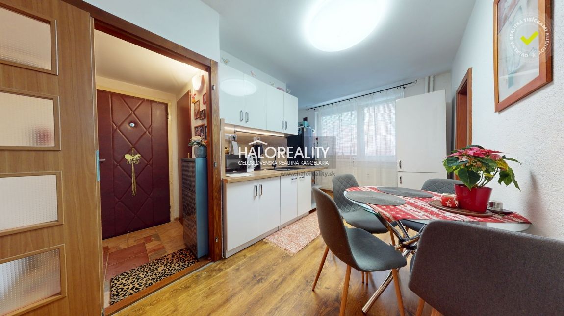 HALO reality - Predaj, trojizbový byt Revúca, J. Bottu - EXK - 3