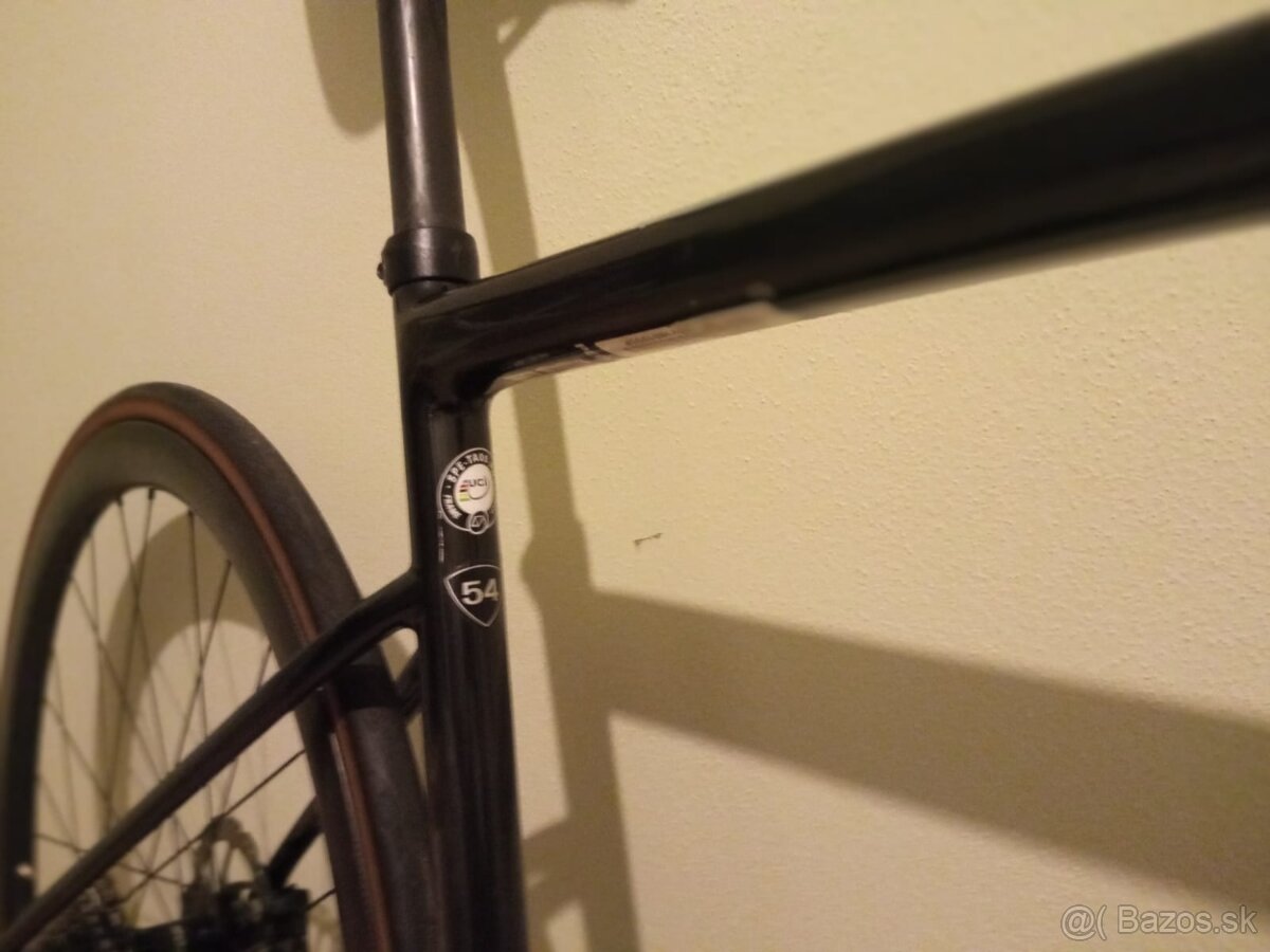 Specialized Tarmac disc - 3