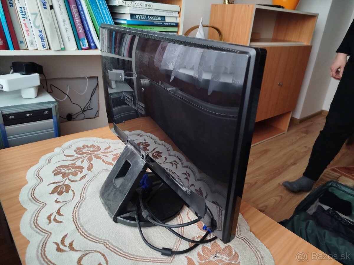 Počítačový monitor ASUS - 3