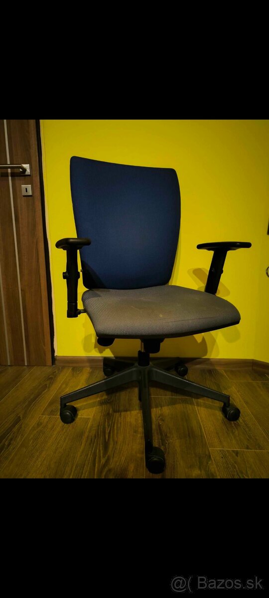 Kancelárska stolička - 3