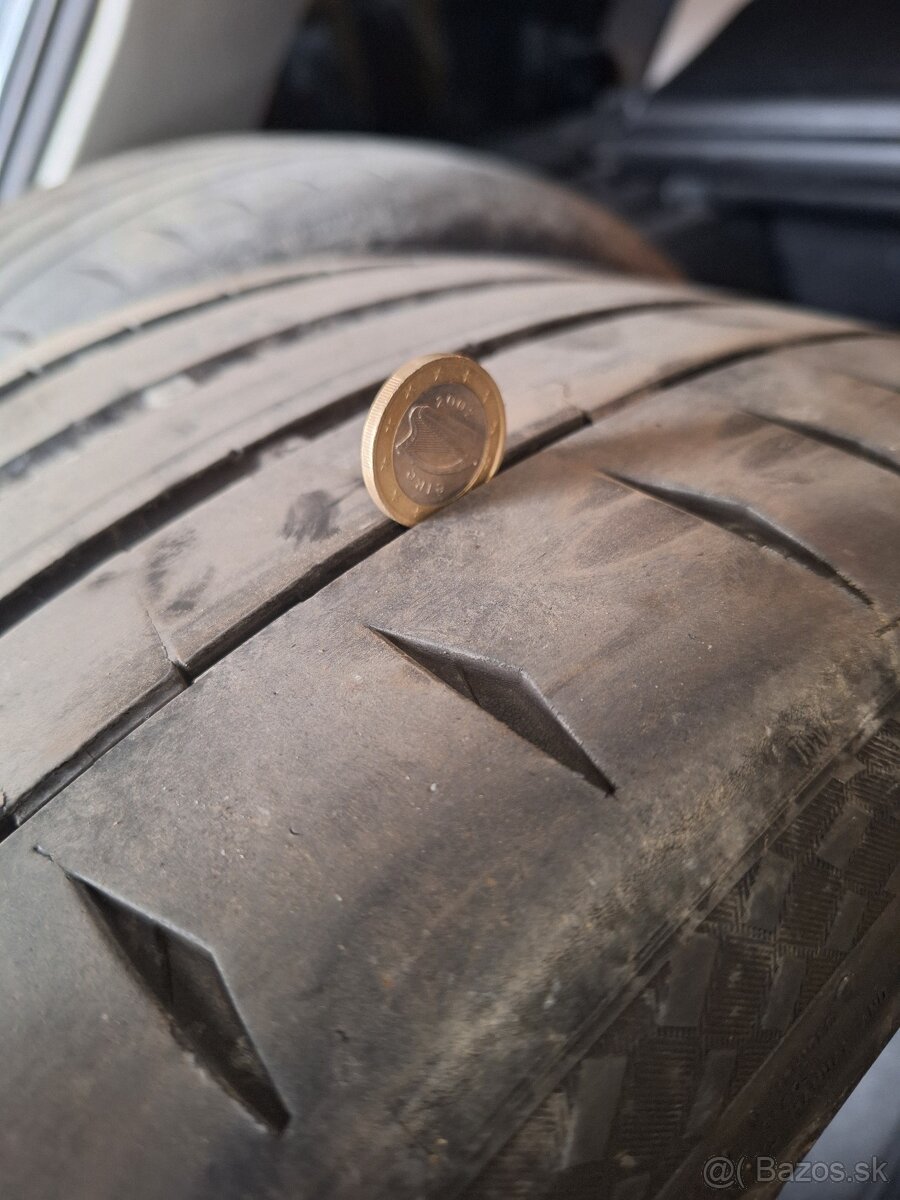 Pneu 235/35 r19 letne - 3