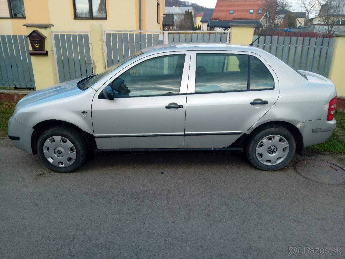 Skoda fabia sedan - 3