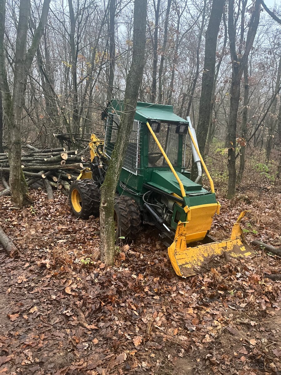Lesny malotraktor Lkt - 3