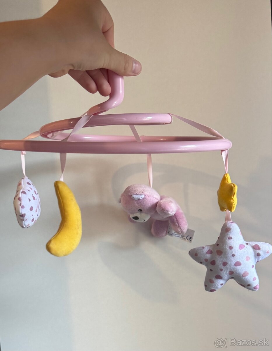 Kolotoč nad postelku - 3