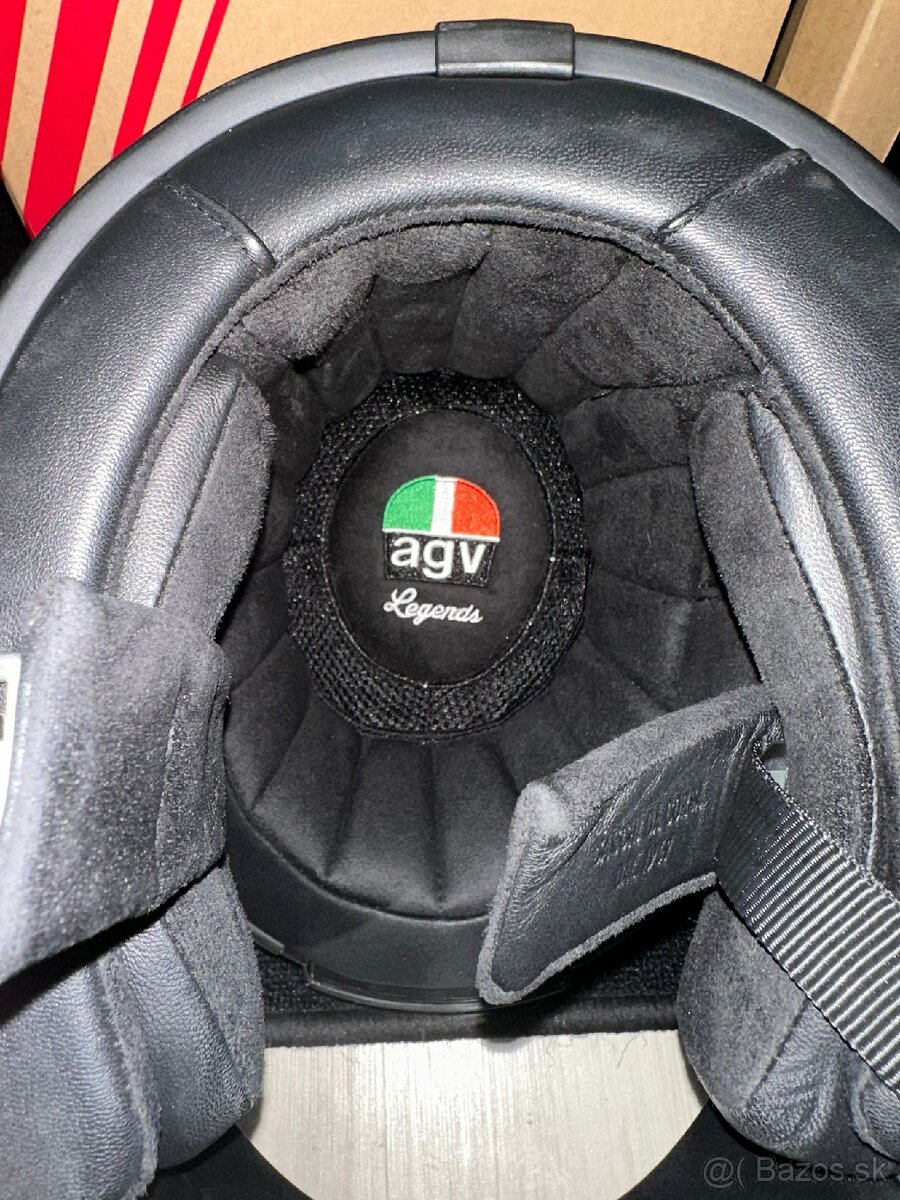 Prilba AGV na motorku - 3