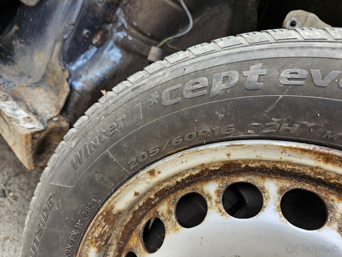 5x112 R16 205/60 R16 zimne - 3