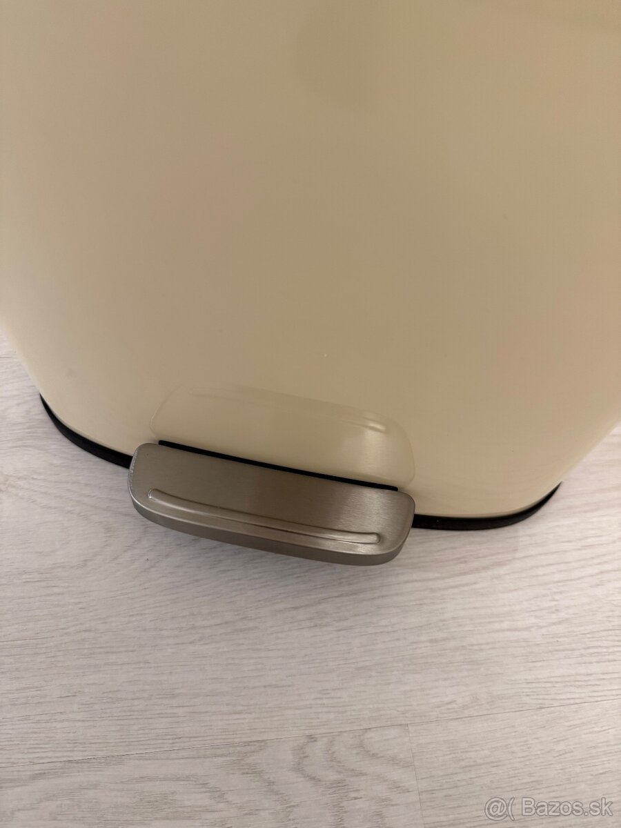 Odpadkový kôš Songmics, kuchynský, 30l, kovový - 3